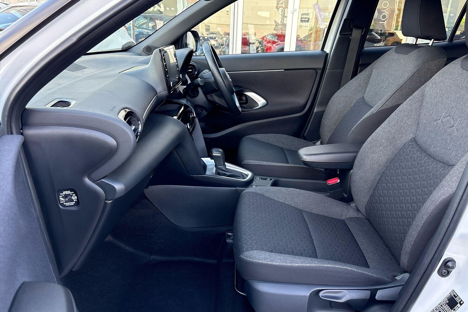 Used Toyota Yaris 2023 for sale - 76190735: Photo 16