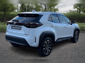 Used Toyota Yaris 2023 for sale - 76190735: Photo