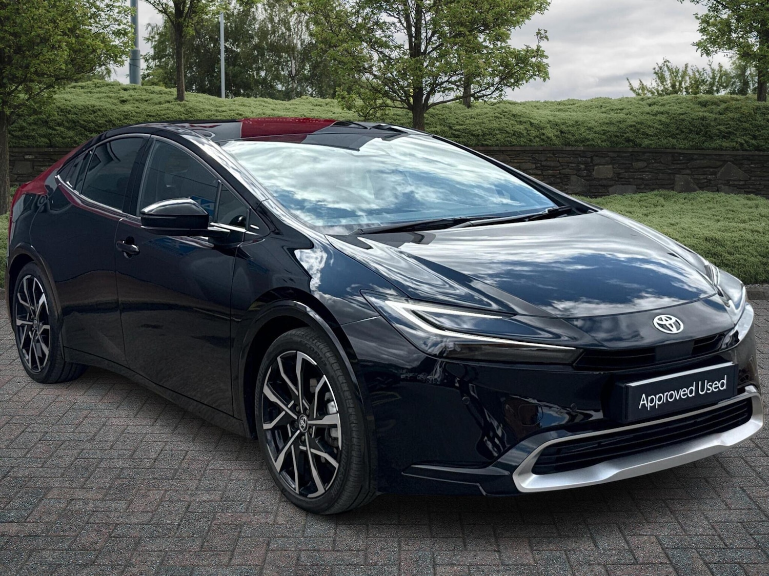 Used Toyota Prius 2024 for sale - 76514461: Photo 1