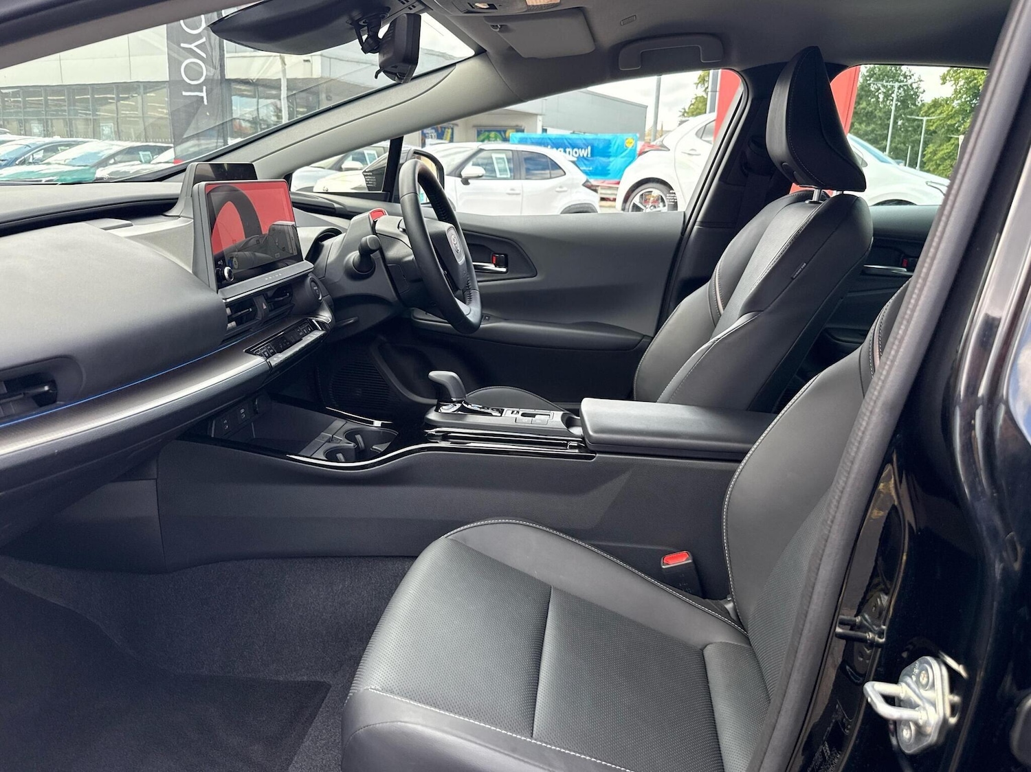 Used Toyota Prius 2024 for sale - 76514461: Photo 13