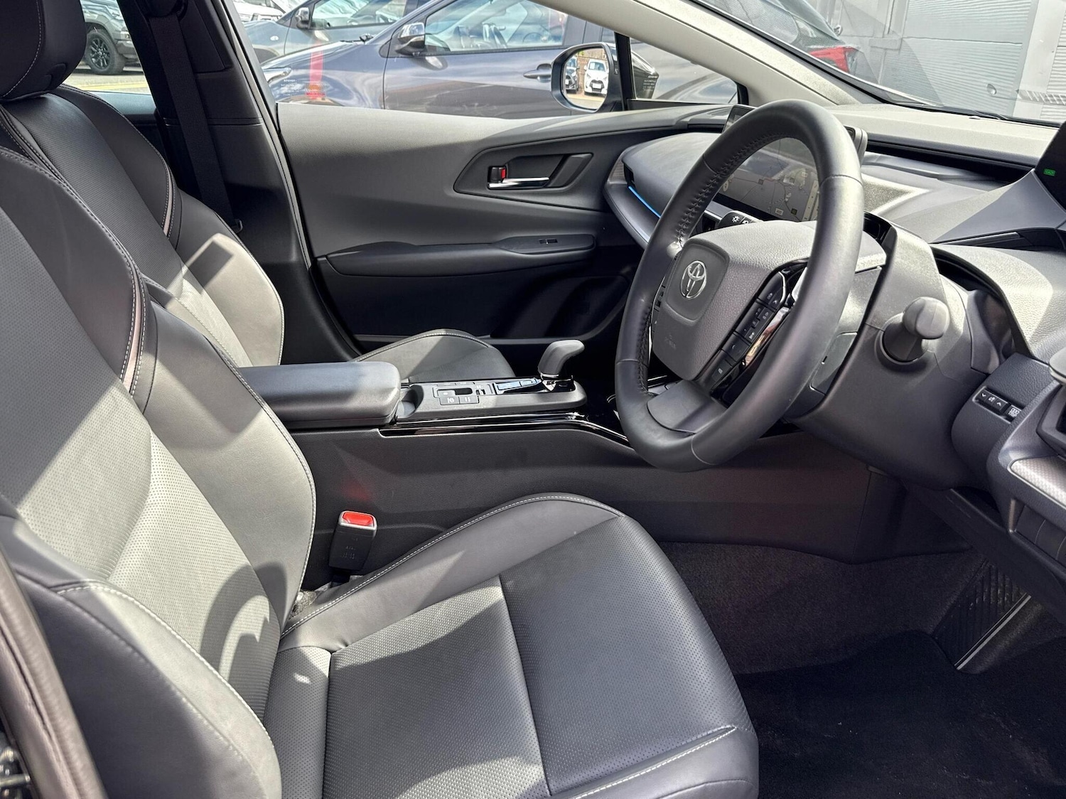 Used Toyota Prius 2024 for sale - 76514461: Photo 14