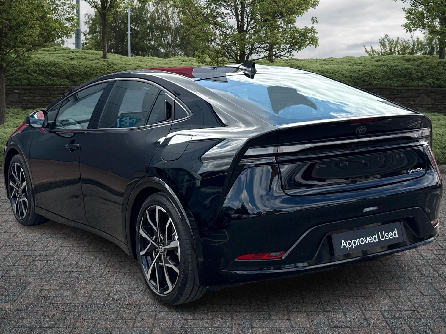 Used Toyota Prius 2024 for sale - 76514461: Photo 4