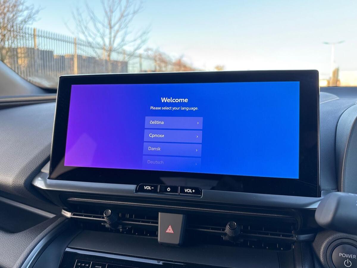 Used Toyota C-HR 2025 for sale - 76647402: Photo 16