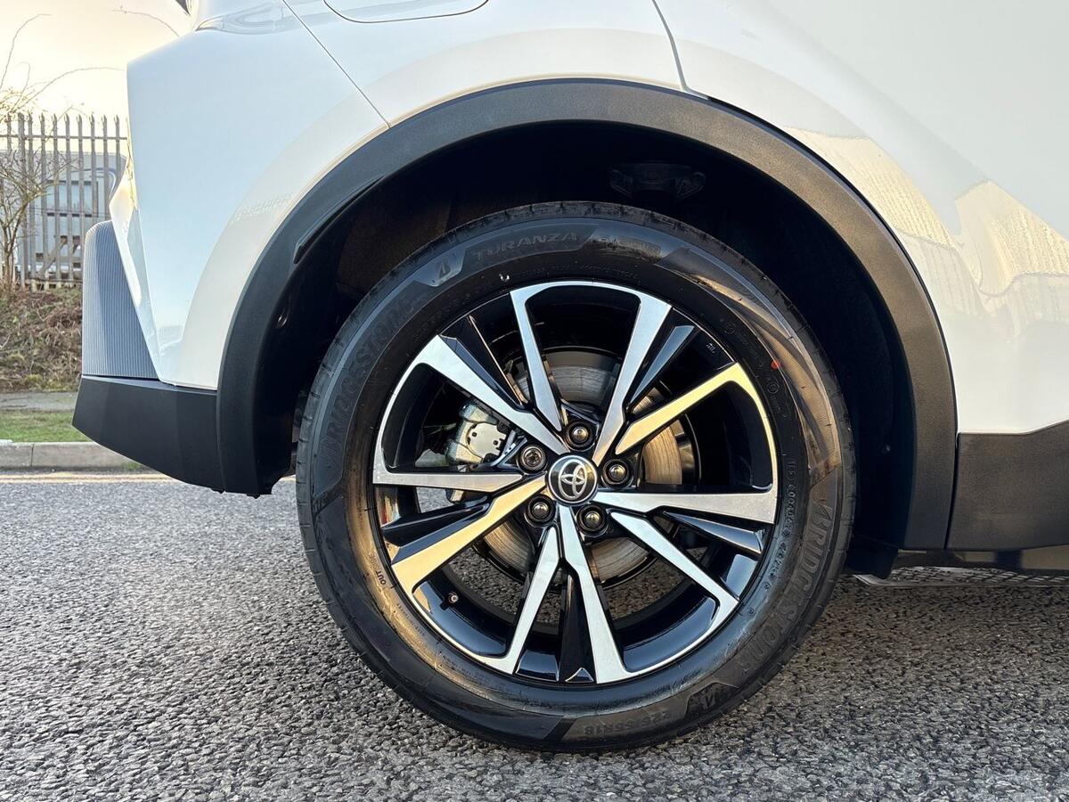 Used Toyota C-HR 2025 for sale - 76647402: Photo 28