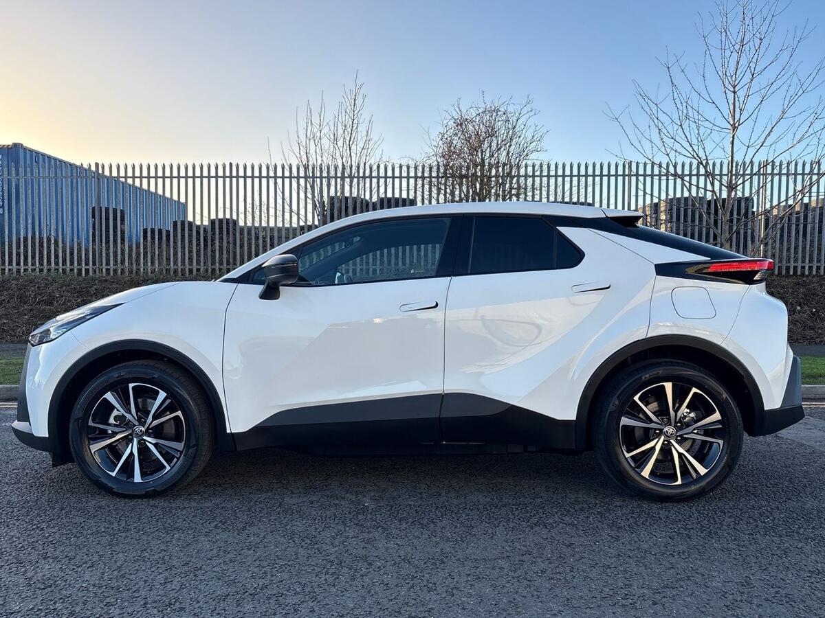 Used Toyota C-HR 2025 for sale - 76647402: Photo 4