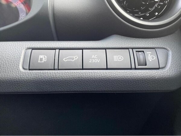Used Toyota C-HR 2024 for sale - 75416339: Photo 16