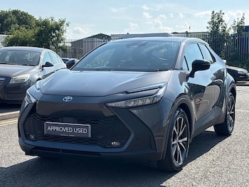 Used Toyota C-HR 2025 for sale - 79237950: Photo
