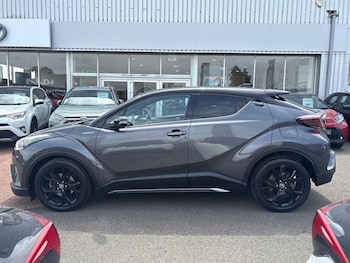 Used Toyota C-HR 2018 for sale - 79146921: Photo