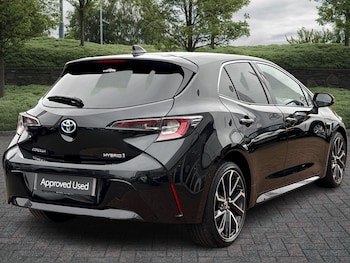 Used Toyota Corolla 2019 for sale - 76296947: Photo 2