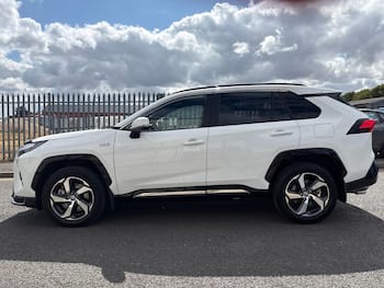 Used Toyota RAV4 2024 for sale - 79591649: Photo