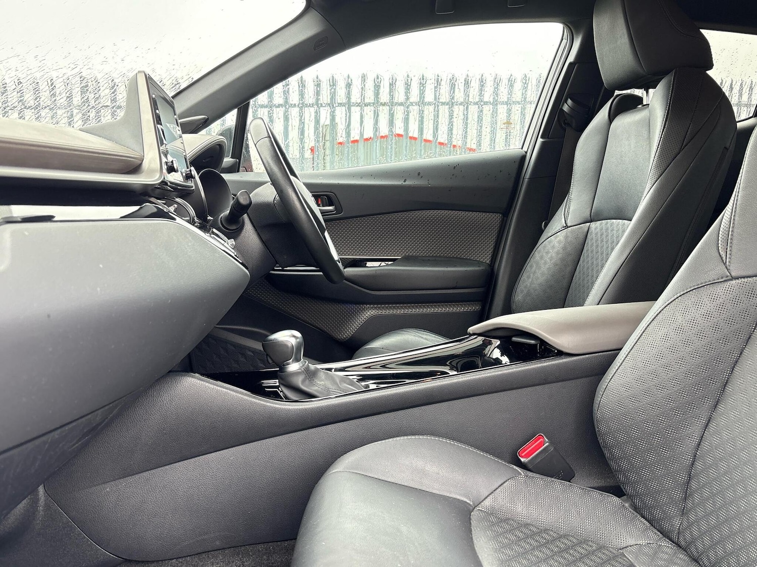 Used Toyota C-HR 2020 for sale - 76410282: Photo 15