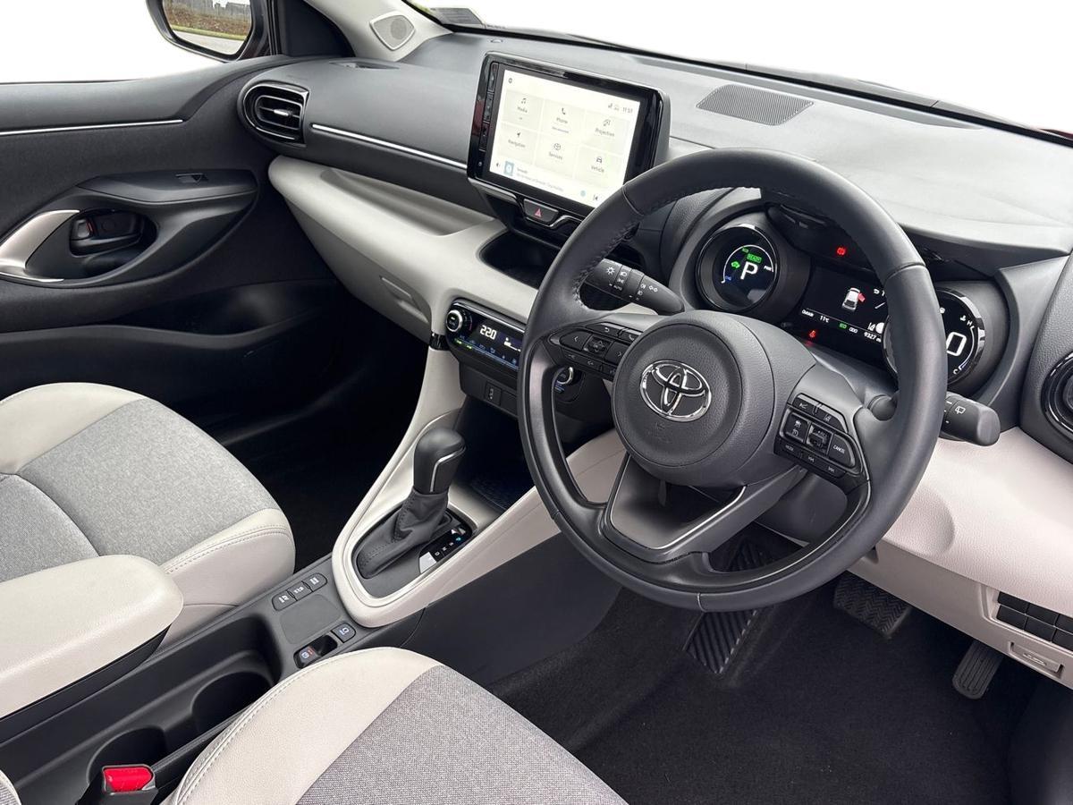 Used Toyota Yaris 2023 for sale - 76800575: Photo 11