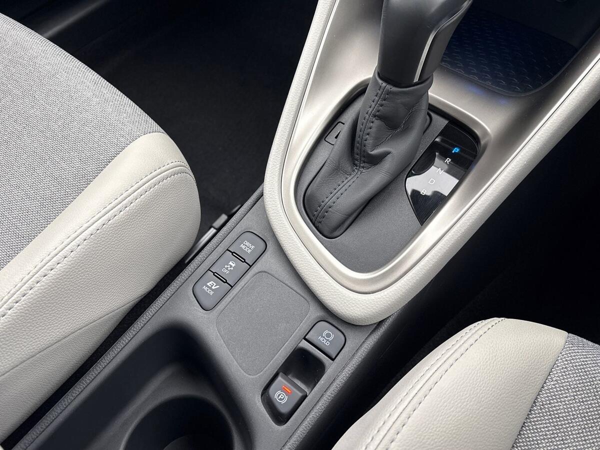 Used Toyota Yaris 2023 for sale - 76800575: Photo 20