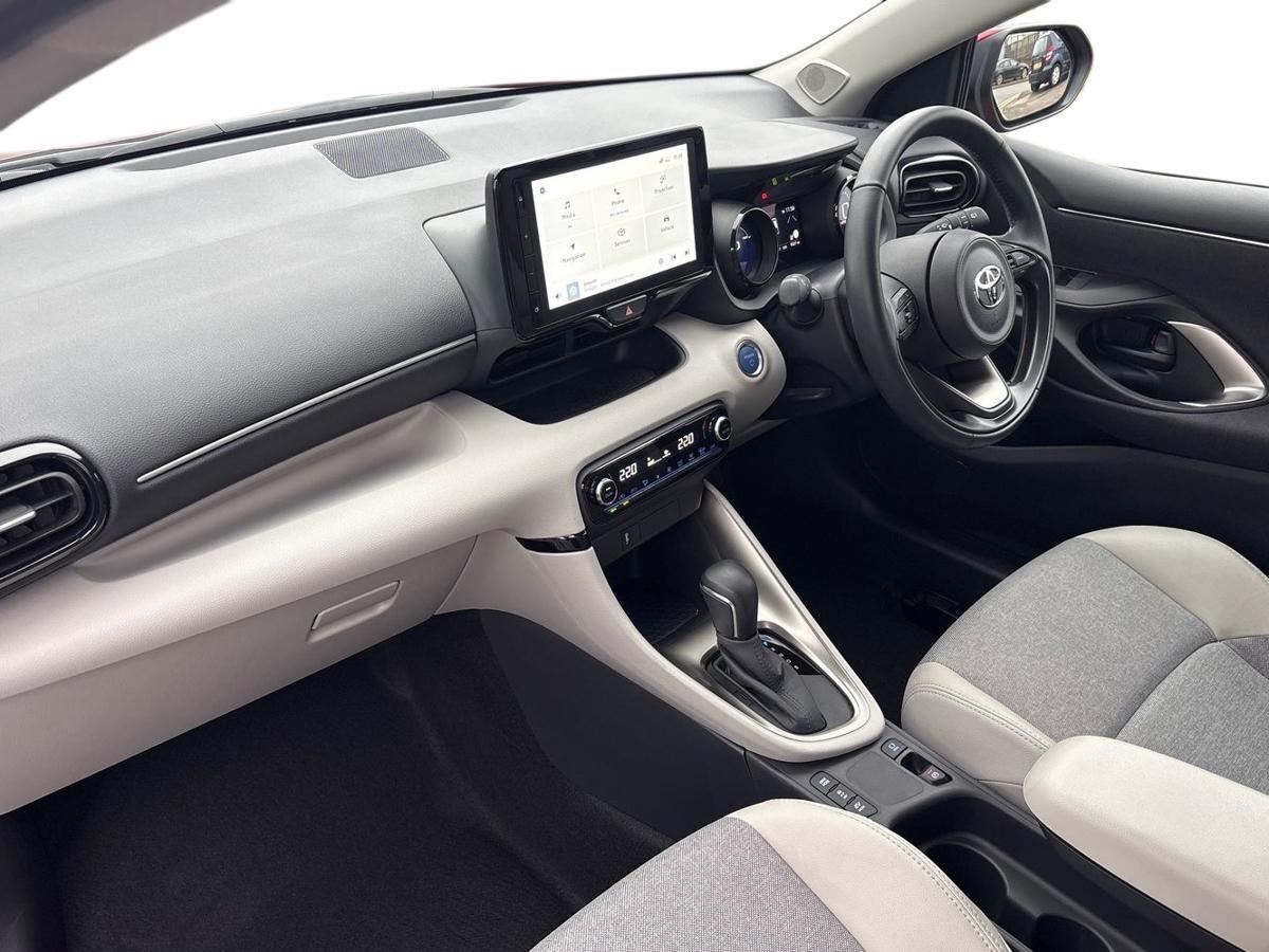 Used Toyota Yaris 2023 for sale - 76800575: Photo 8