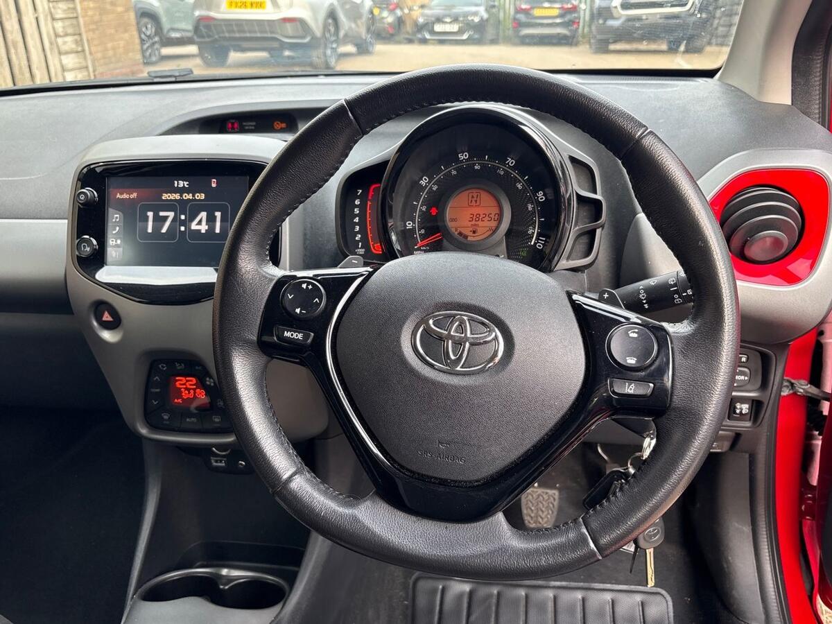 Used Toyota AYGO 2020 for sale - 78136875: Photo 24