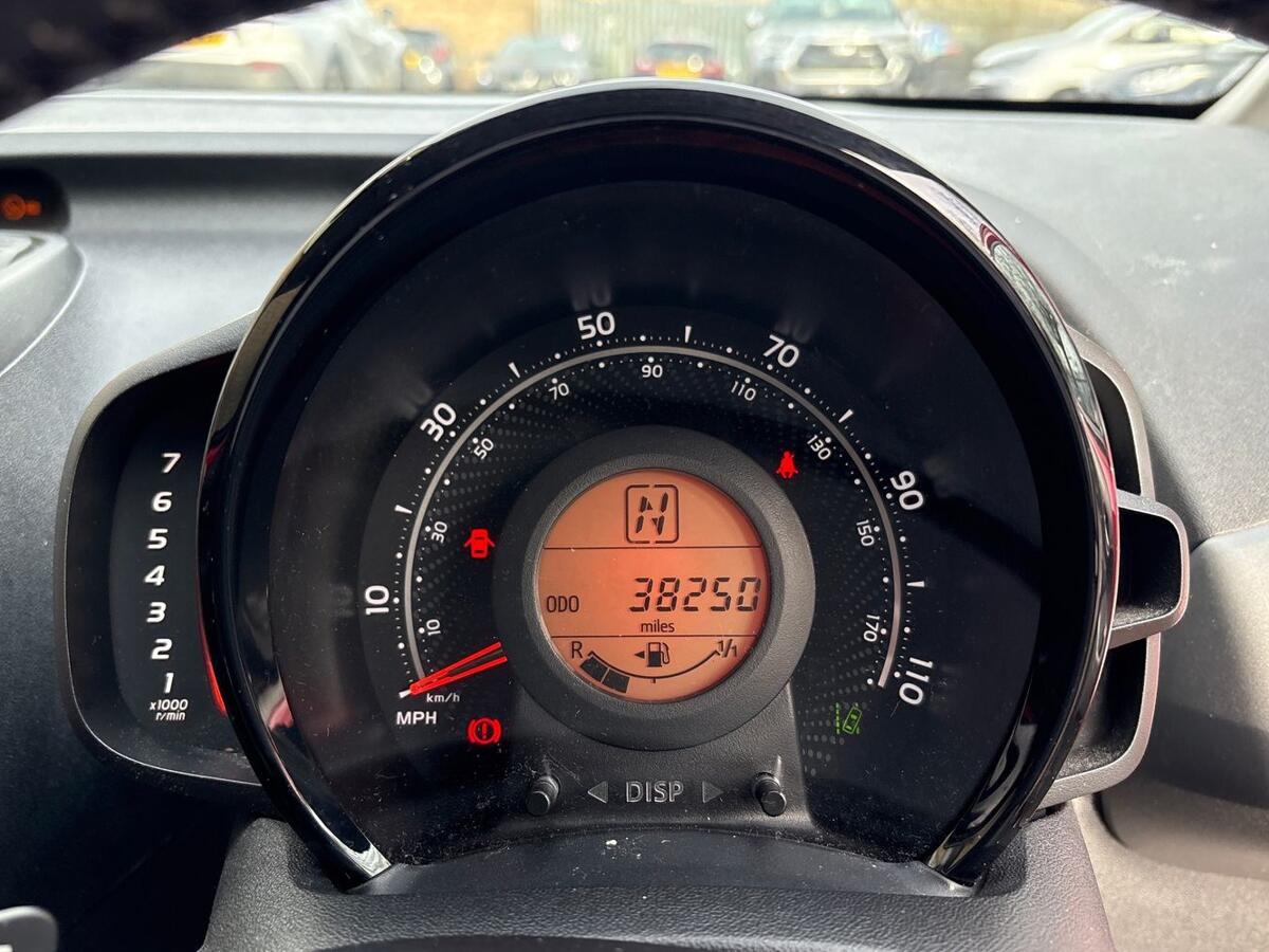 Used Toyota AYGO 2020 for sale - 78136875: Photo 27