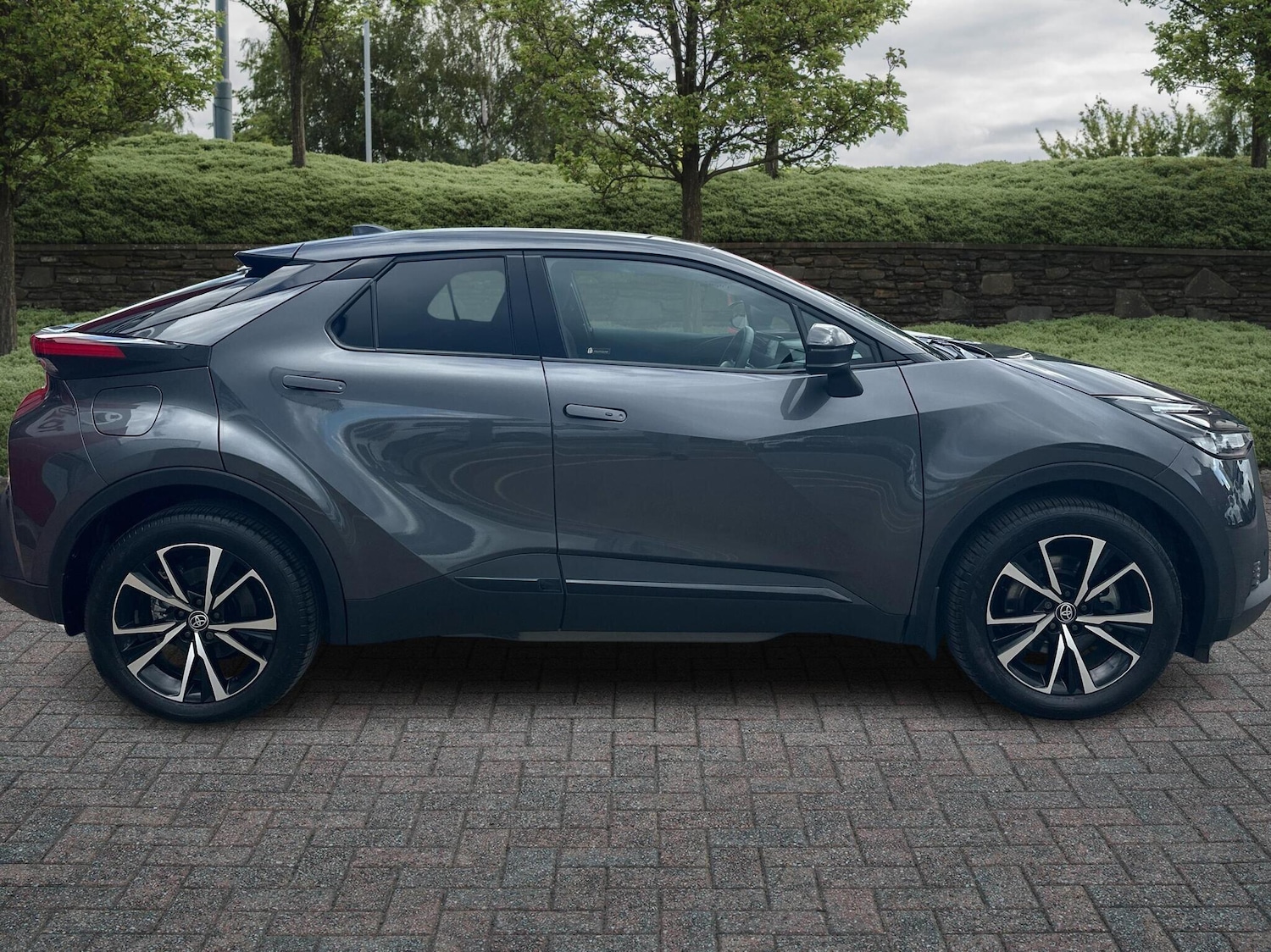 Used Toyota C-HR 2024 for sale - 76888261: Photo 8