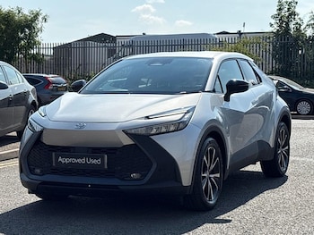 Used Toyota C-HR 2025 for sale - 79203403: Photo