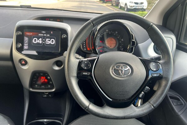 Used Toyota AYGO 2020 for sale - 76086189: Photo 10