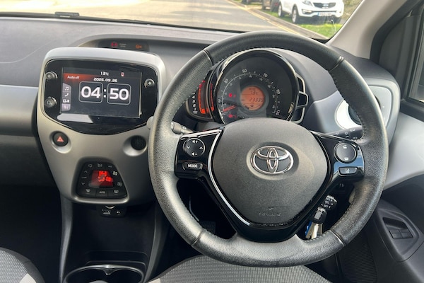 Used Toyota AYGO 2020 for sale - 76086189: Photo 12