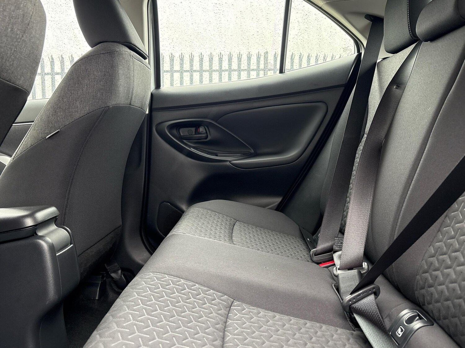 Used Toyota Yaris 2023 for sale - 76372384: Photo 15