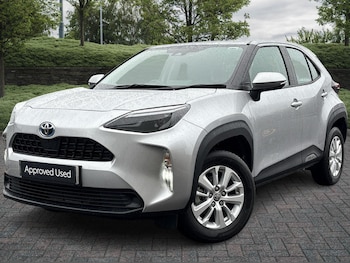 Used Toyota Yaris 2023 for sale - 76372384: Photo