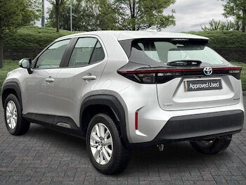 Used Toyota Yaris 2023 for sale - 76372384: Photo