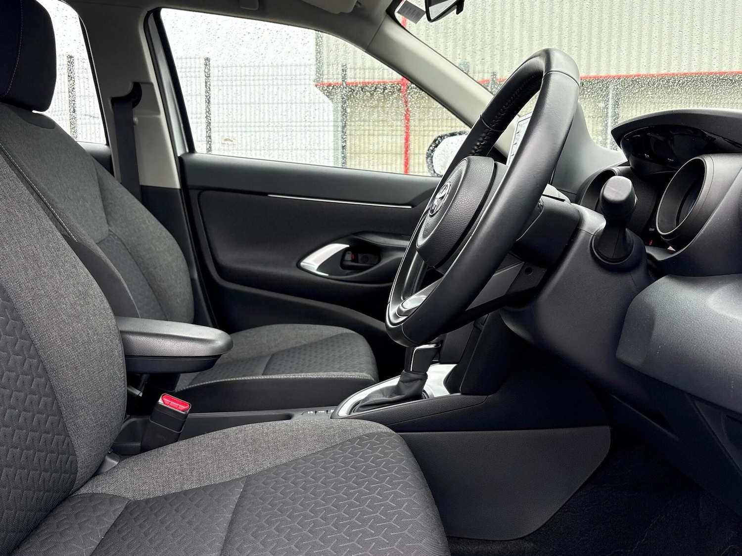 Used Toyota Yaris 2023 for sale - 76372384: Photo 6