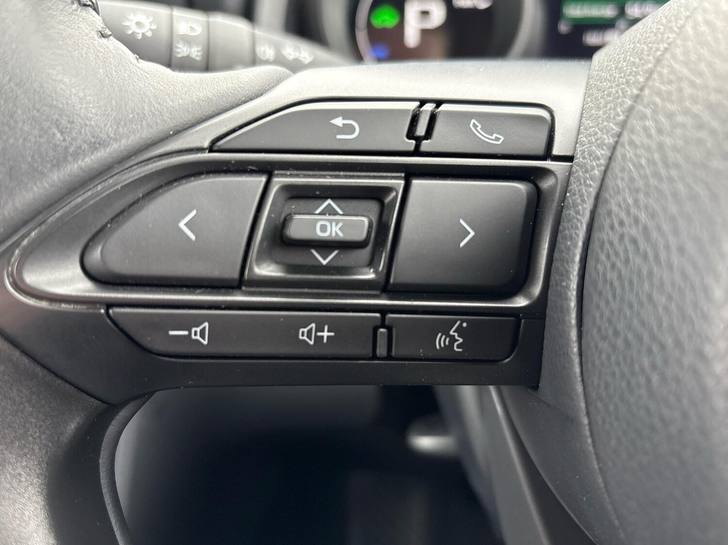 Used Toyota Yaris 2023 for sale - 76372384: Photo 9