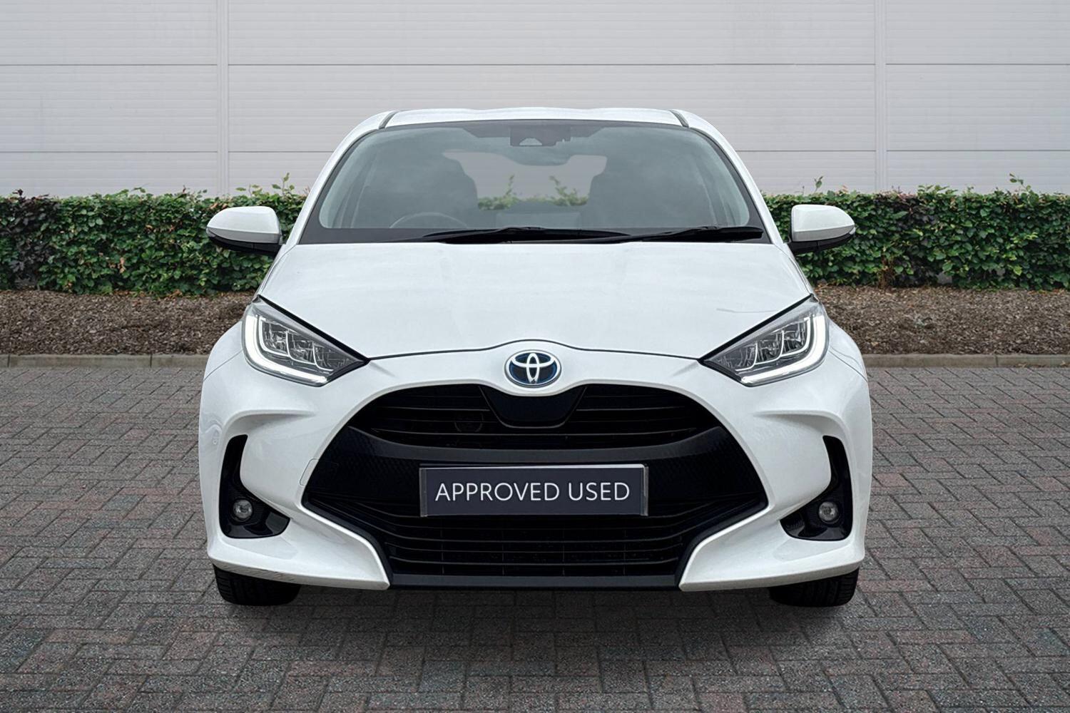 Used Toyota Yaris 2022 for sale - 78172125: Photo 2