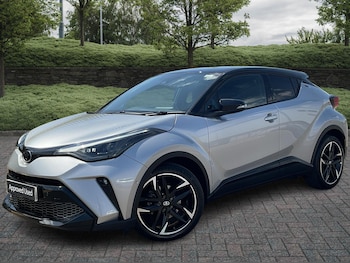 Used Toyota C-HR 2023 for sale - 75142513: Photo