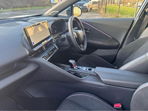Used Toyota C-HR 2024 for sale - 76190644: Photo 12