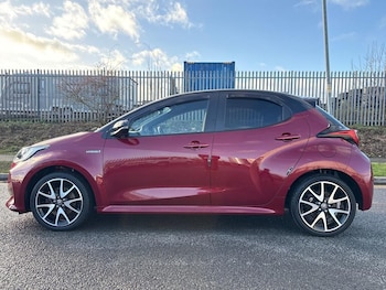 Used Toyota Yaris 2021 for sale - 76837637: Photo