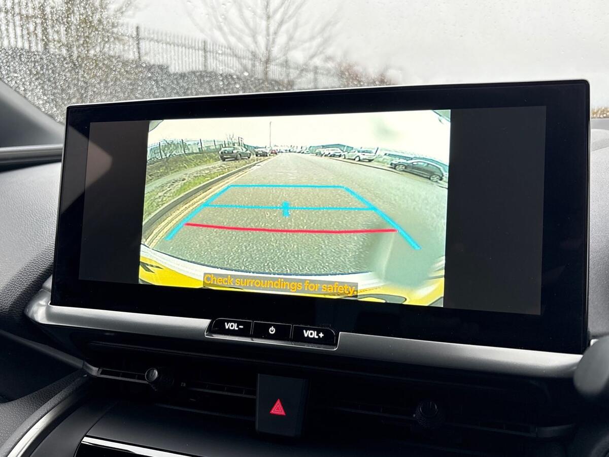 Used Toyota C-HR 2025 for sale - 77280574: Photo 15