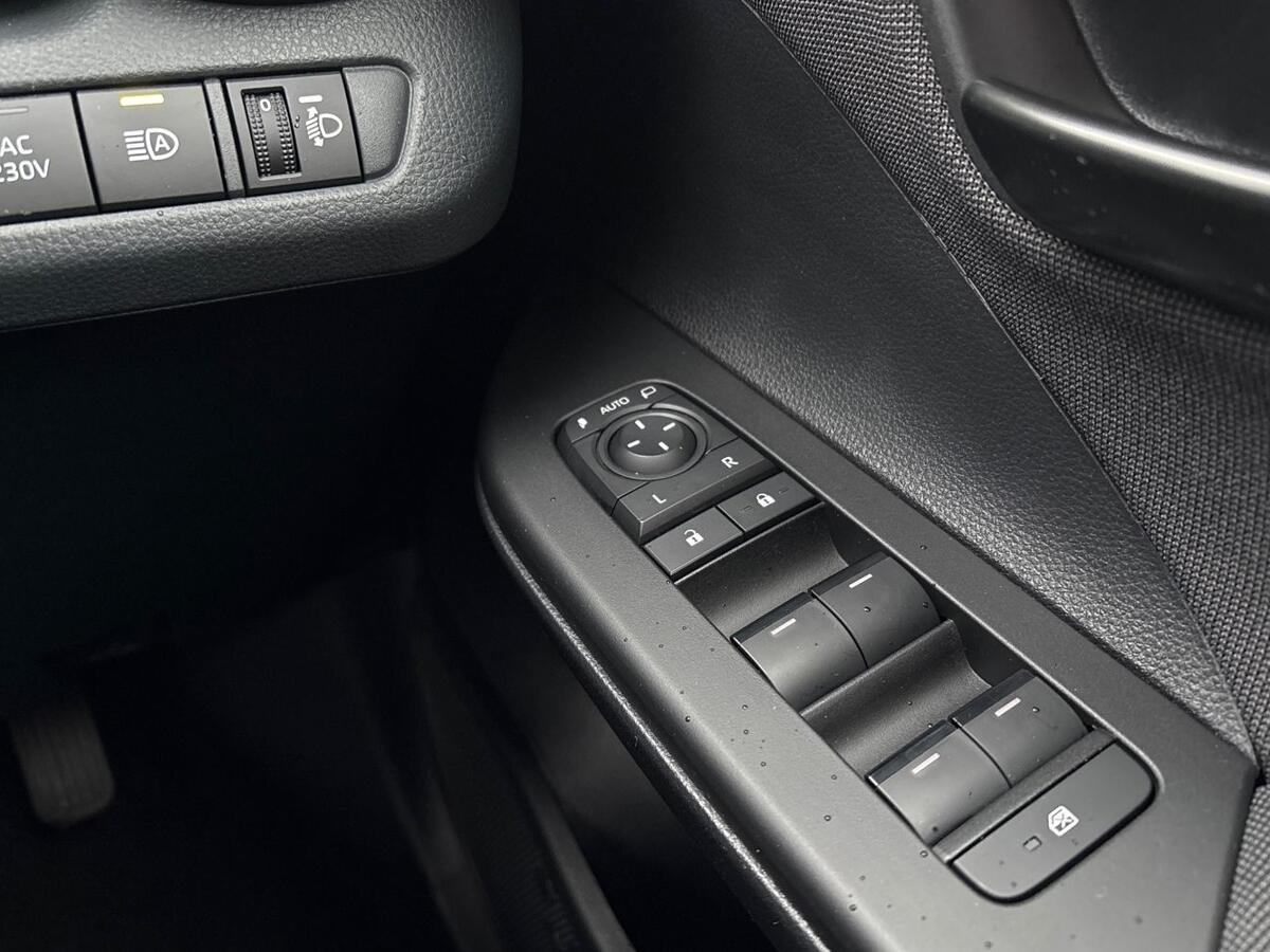 Used Toyota C-HR 2025 for sale - 77280574: Photo 20