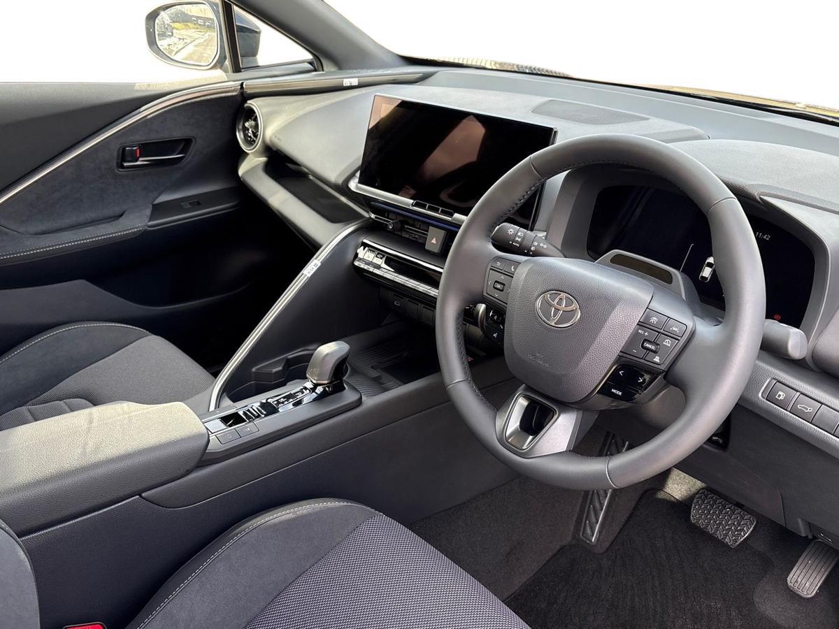 Used Toyota C-HR 2026 for sale - 77627116: Photo 11