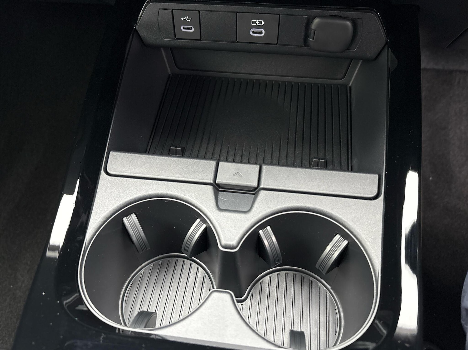 Used Toyota Prius 2025 for sale - 76635334: Photo 24