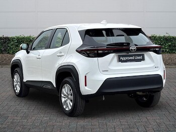 Used Toyota Yaris 2024 for sale - 77755129: Photo