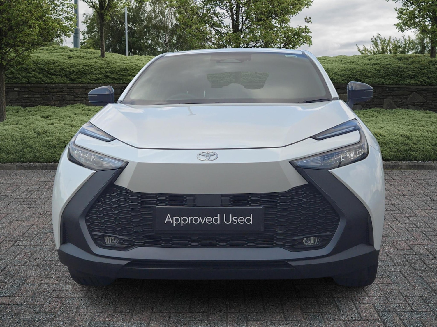 Used Toyota C-HR 2025 for sale - 77725368: Photo 2