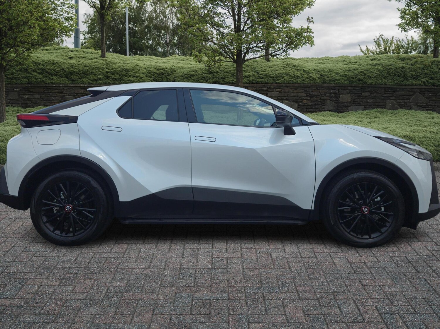 Used Toyota C-HR 2025 for sale - 77725368: Photo 8