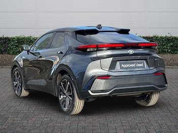 Used Toyota C-HR 2025 for sale - 77280563: Photo