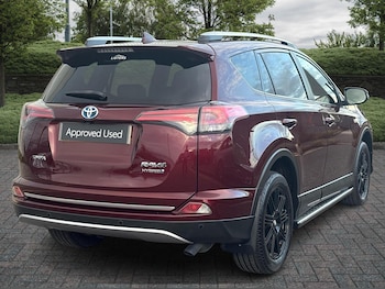 Used Toyota RAV4 2017 for sale - 76419853: Photo