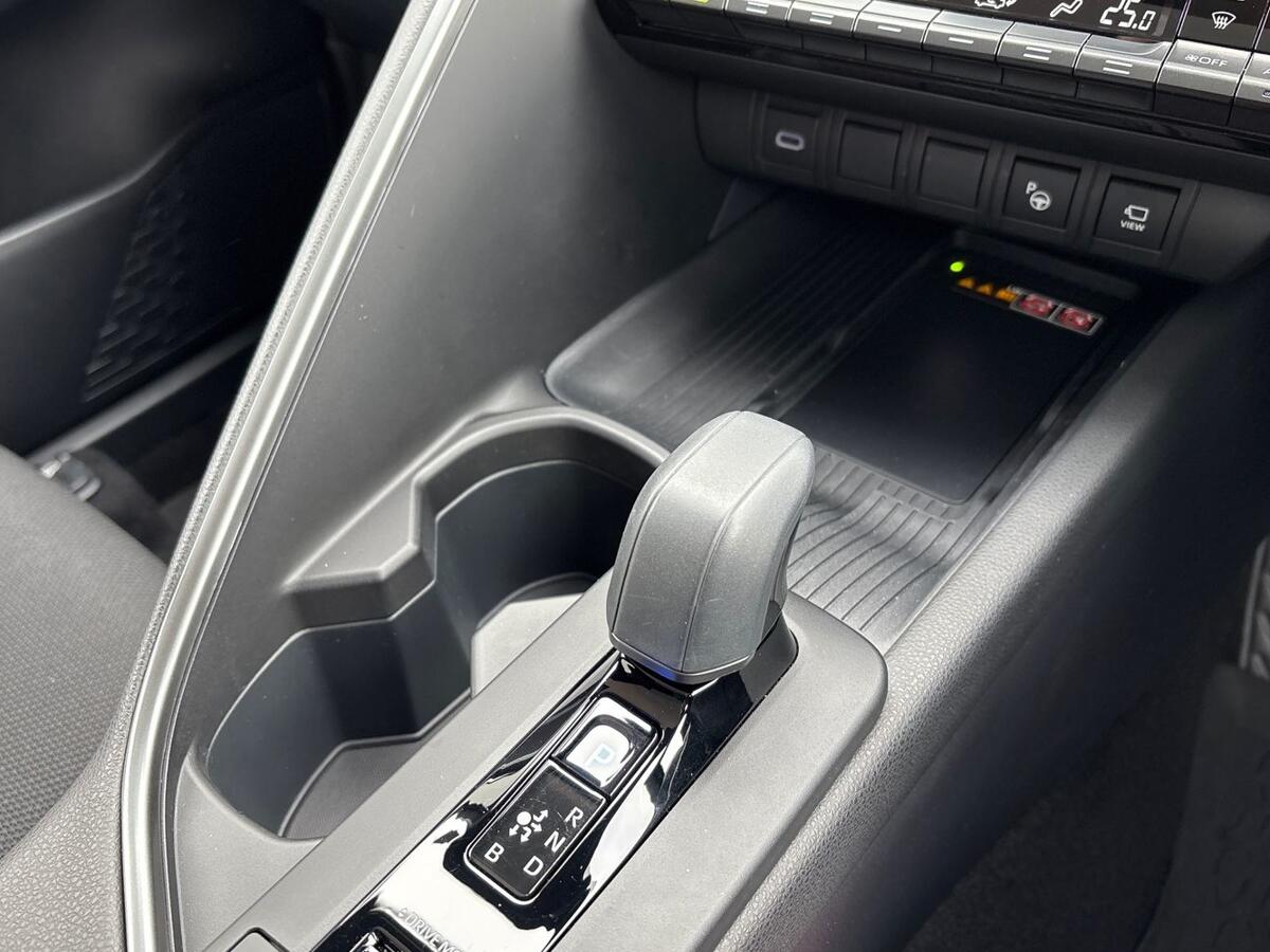 Used Toyota C-HR 2025 for sale - 76609217: Photo 15