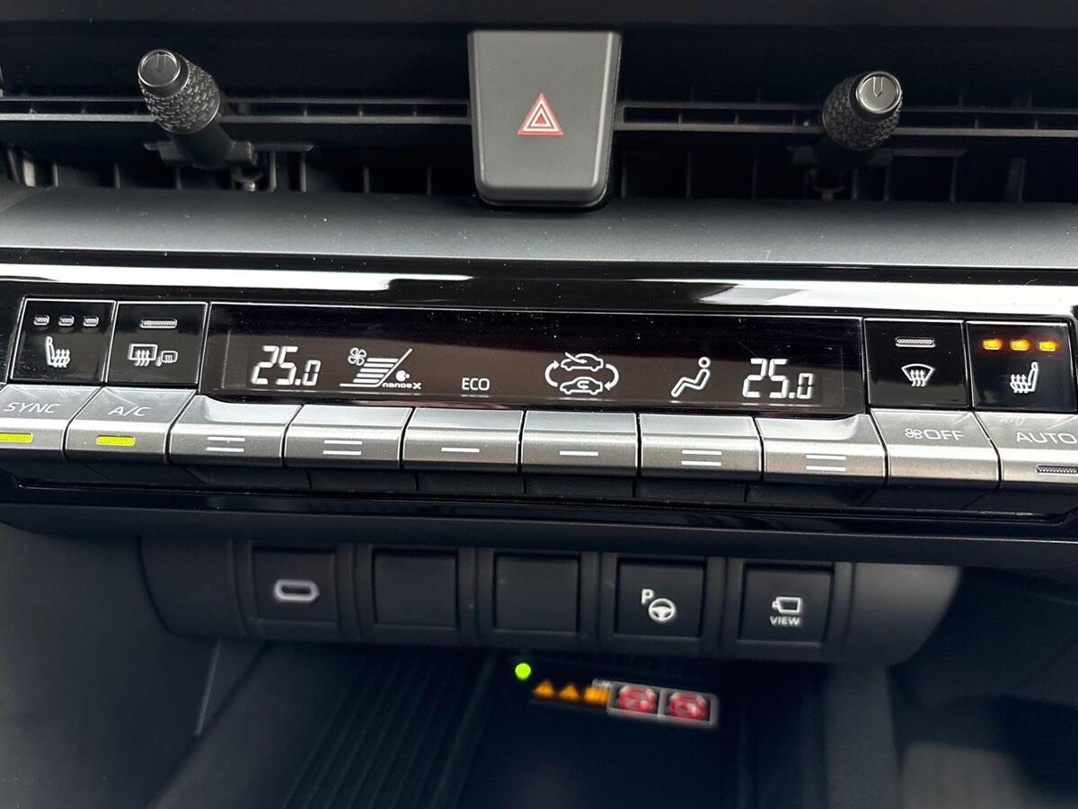 Used Toyota C-HR 2025 for sale - 76609217: Photo 16