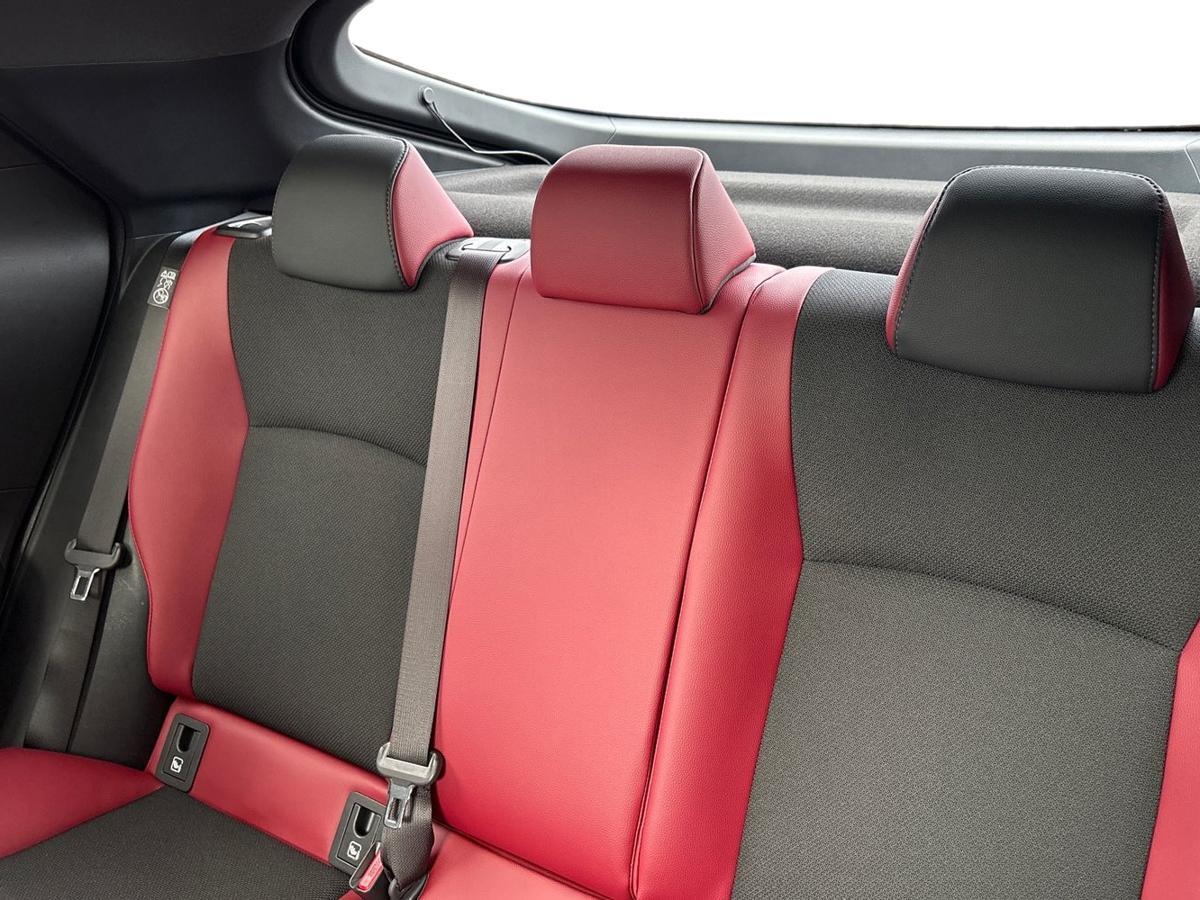 Used Toyota C-HR 2025 for sale - 76609217: Photo 24