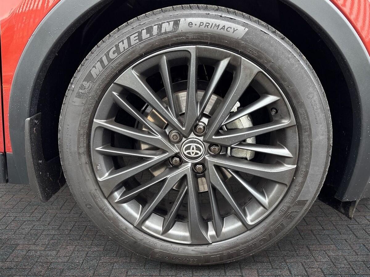 Used Toyota C-HR 2025 for sale - 76609217: Photo 30