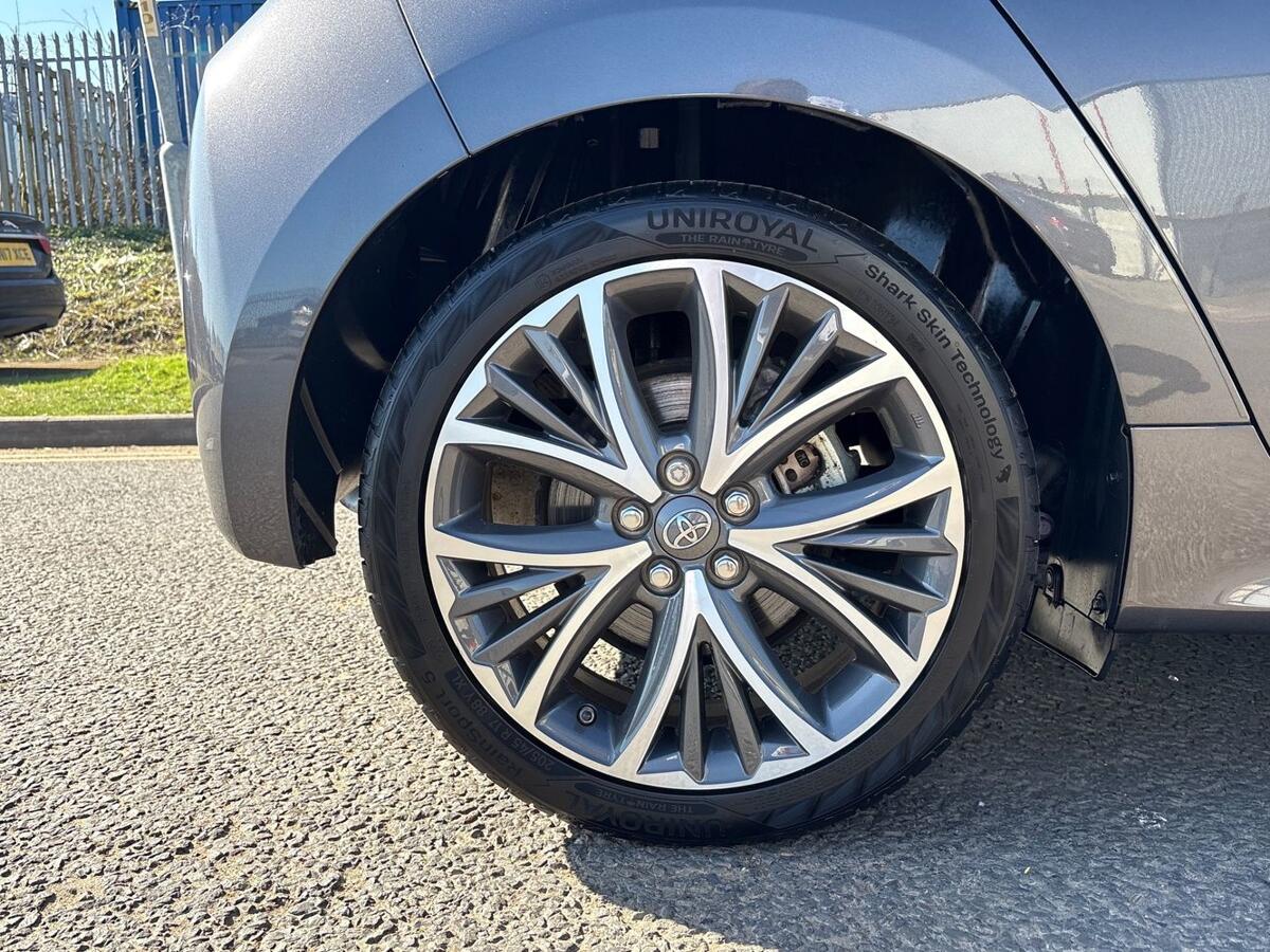 Used Toyota Yaris 2022 for sale - 77941587: Photo 22