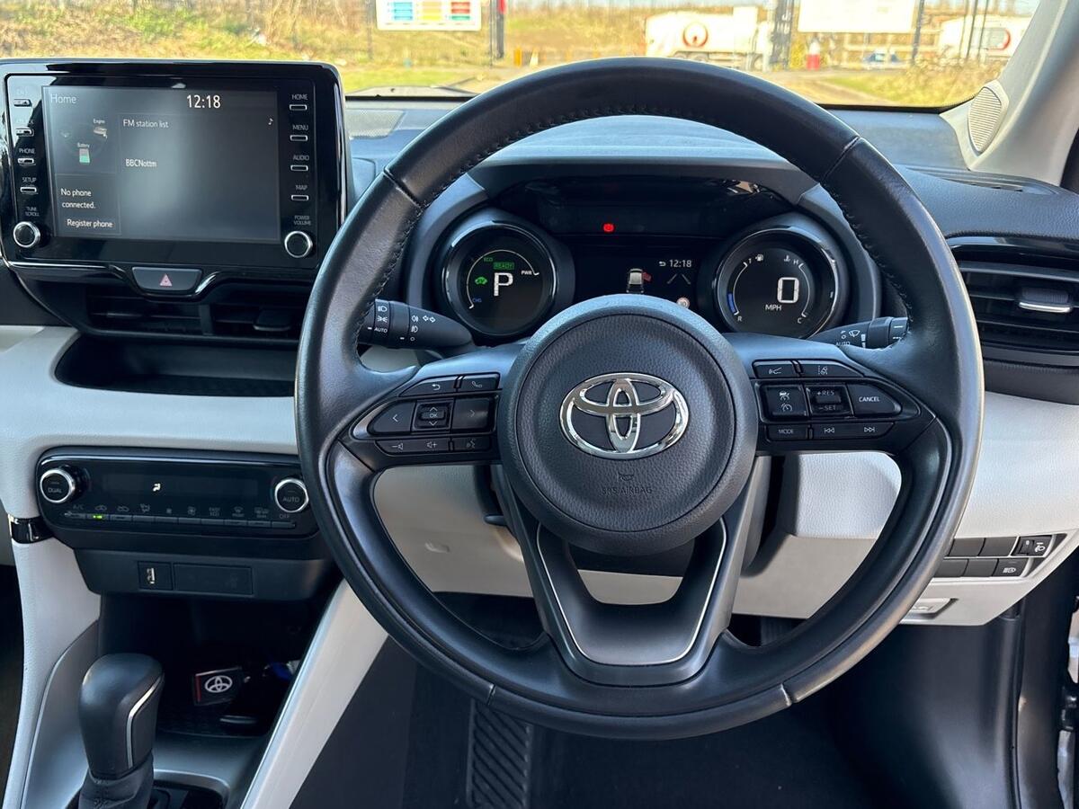 Used Toyota Yaris 2022 for sale - 77941587: Photo 23