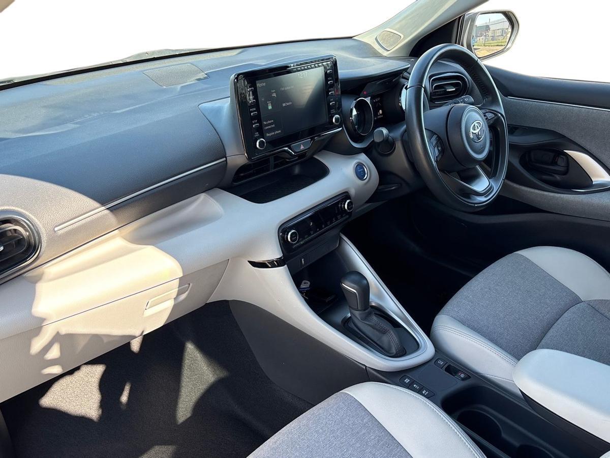 Used Toyota Yaris 2022 for sale - 77941587: Photo 7