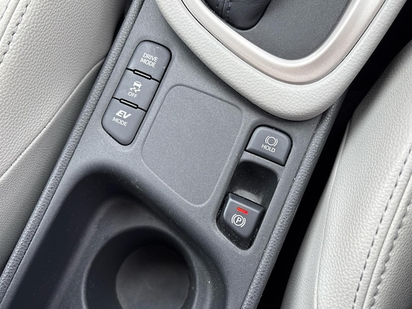 Used Toyota Yaris 2021 for sale - 76296933: Photo 26